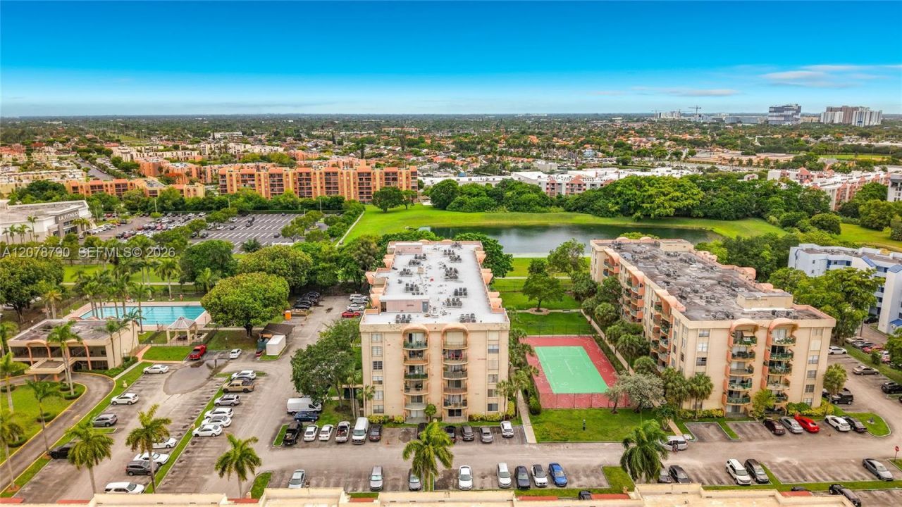 9350 Fontainebleau Blvd, Unit 101, Miami, FL 33172 Photo