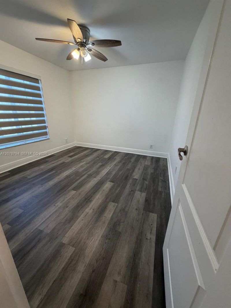 5201 Geneva Way , Unit 311, Doral, FL 33166 Photo