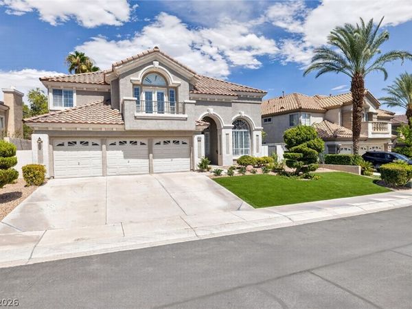 8824 Cortile Drive, Las Vegas, NV 89134