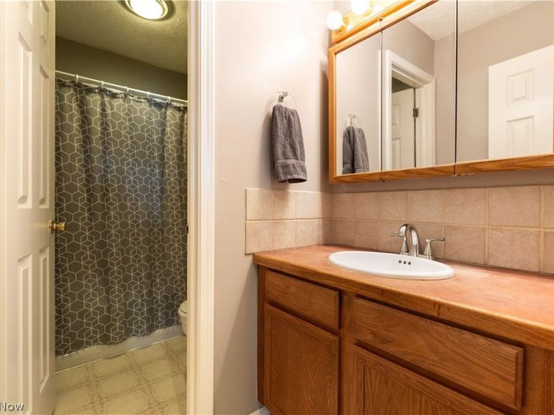 1206 W Maple Street, North Canton, OH 44720 Photo 15