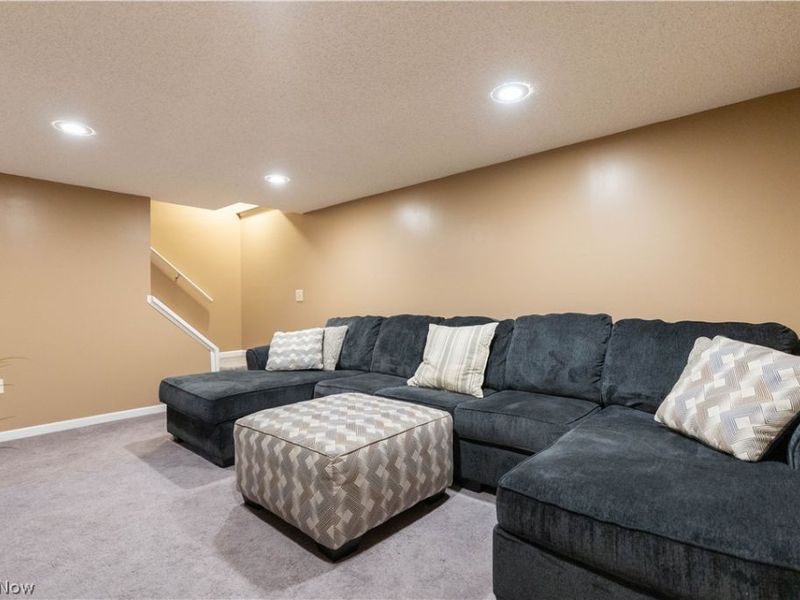 1206 W Maple Street, North Canton, OH 44720 Photo 20