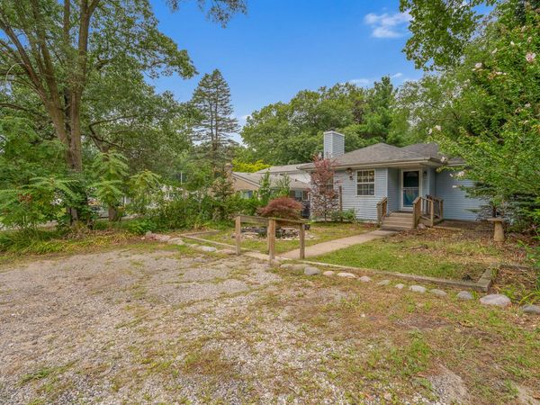 8602 Maple Avenue, Gary, IN 46403