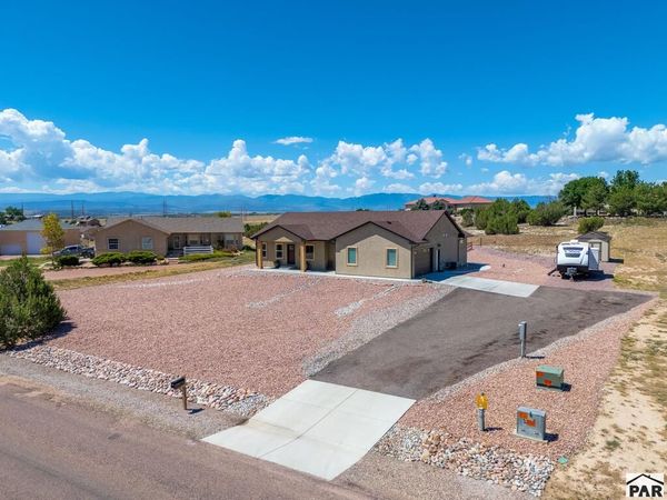 519 S Woodstock Dr, Pueblo West, CO 81007