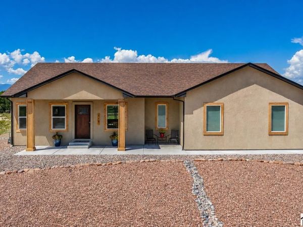 519 S Woodstock Dr, Pueblo West, CO 81007