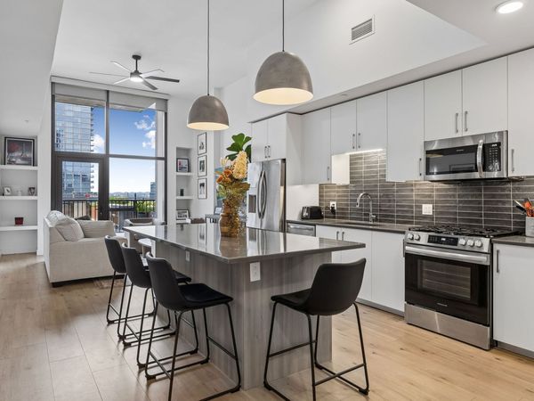 1212 Demonbreun St , Unit 607, Nashville, TN 37203