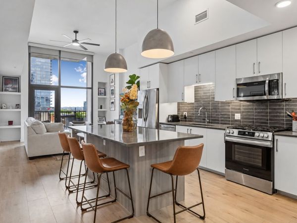 1212 Demonbreun St, Unit 607, Nashville, TN 37203