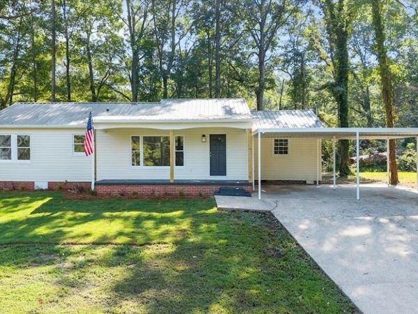 227 Bennett Street, Heflin, AL 36264