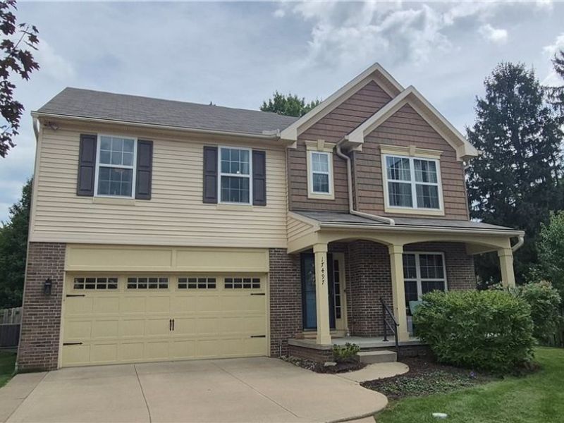 17497 Woodshire Drive, Strongsville, OH 44149 Photo 2