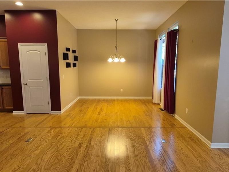 17497 Woodshire Drive, Strongsville, OH 44149 Photo 7
