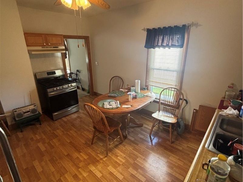 180 Reed Avenue, Campbell, OH 44405 Photo 6