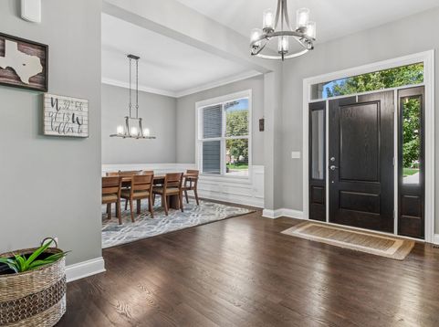 Main Photo
