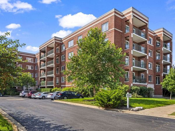 5360 N Lowell Avenue, Unit 511, Chicago, IL 60630