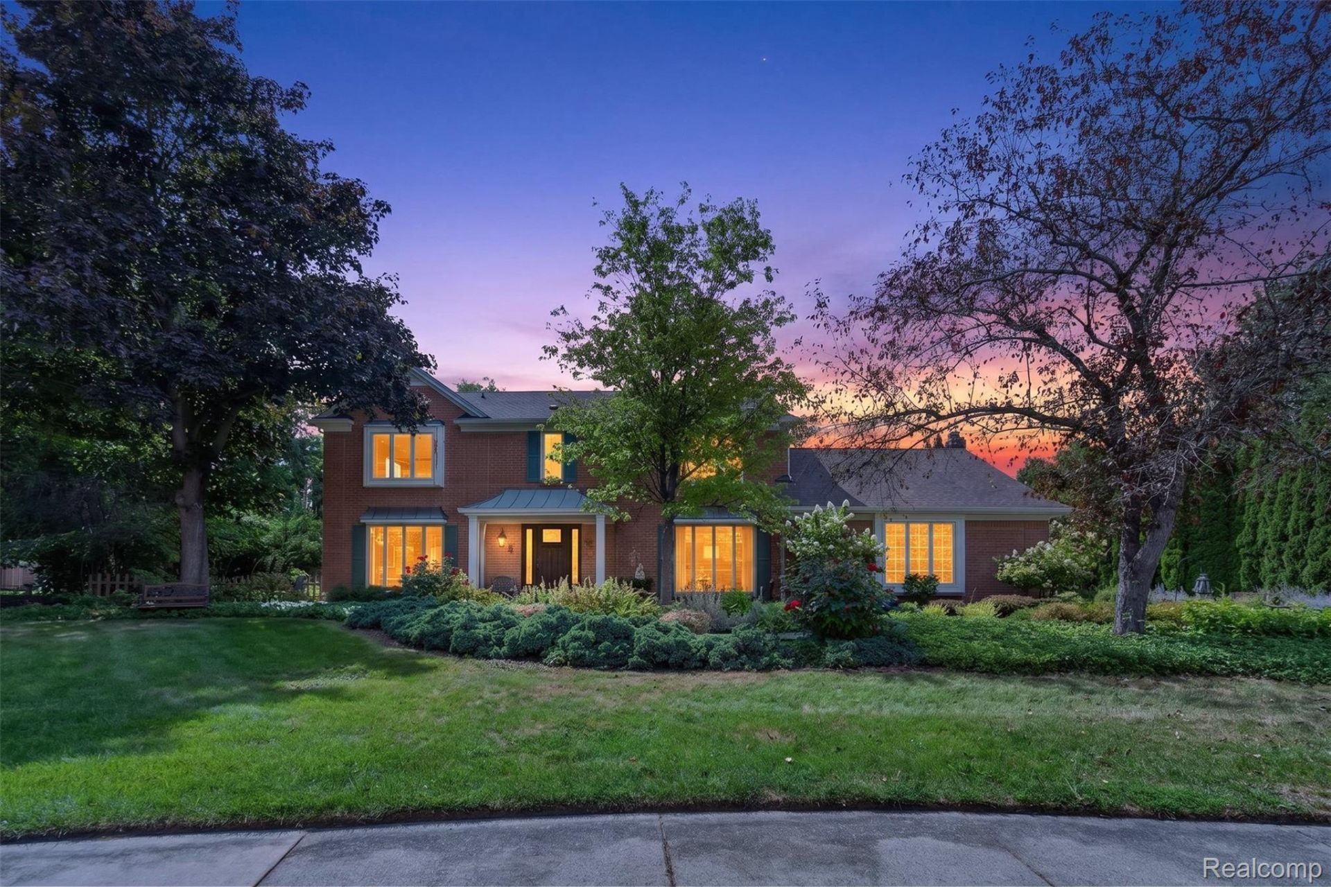 2427 Red Maple Court, Troy, Mi 48098 Main Photo