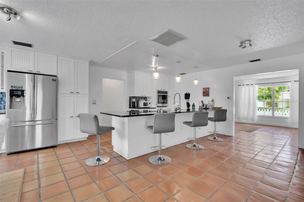 5209 36th Avenue Circle W, Bradenton, FL 34209 Photo