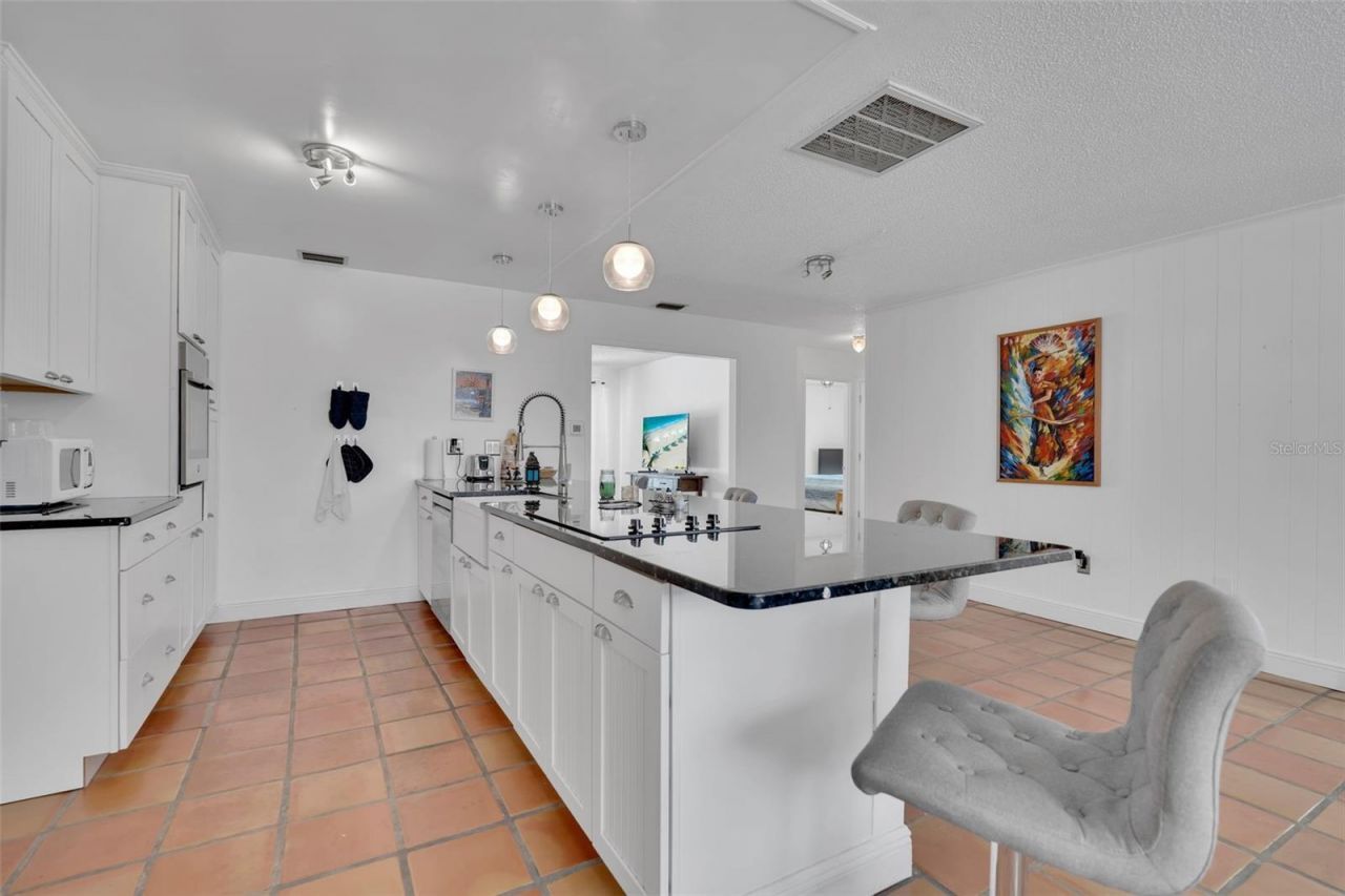 5209 36th Avenue Circle W, Bradenton, FL 34209 Photo