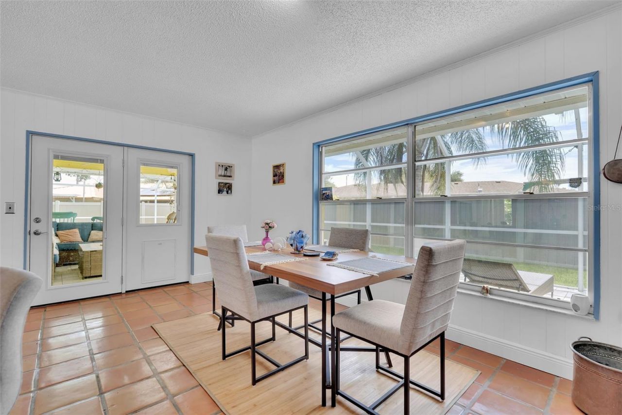 5209 36th Avenue Circle W, Bradenton, FL 34209 Photo
