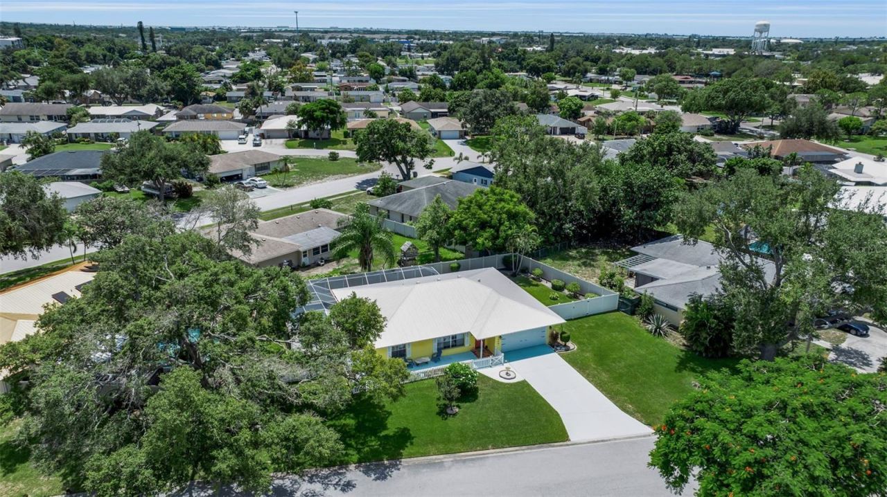 5209 36th Avenue Circle W, Bradenton, FL 34209 Photo