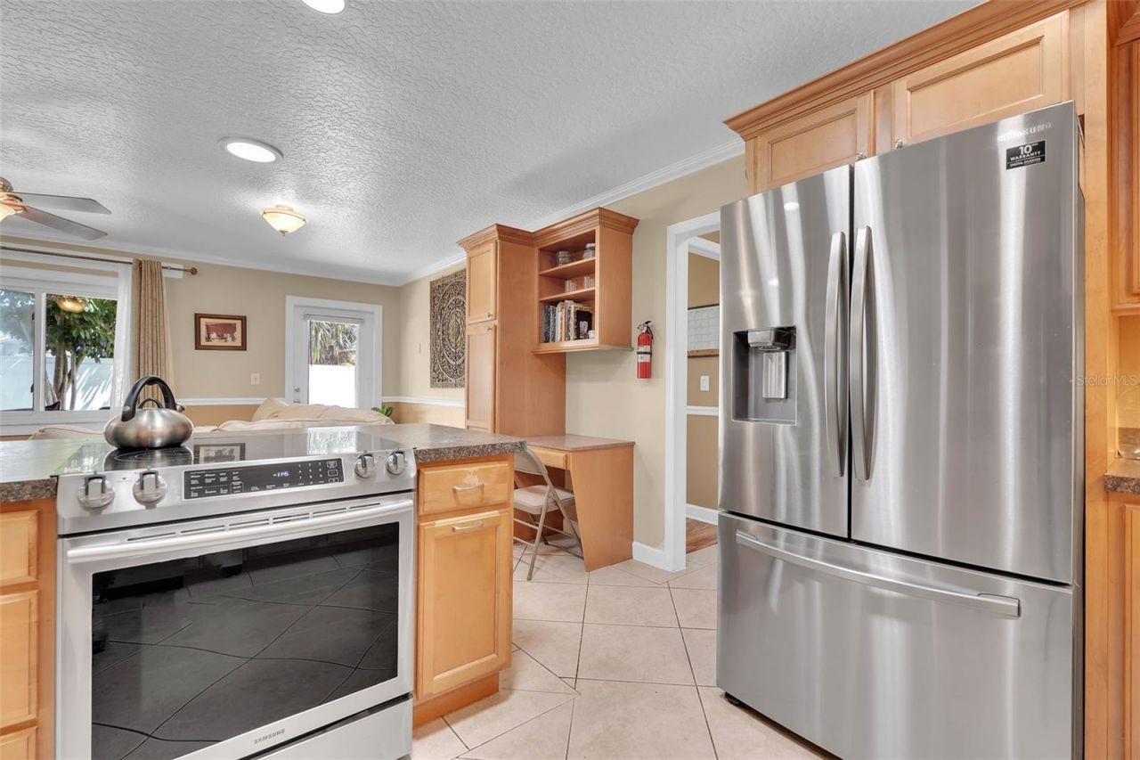 5210 36th Avenue Circle W, Bradenton, FL 34209 Photo