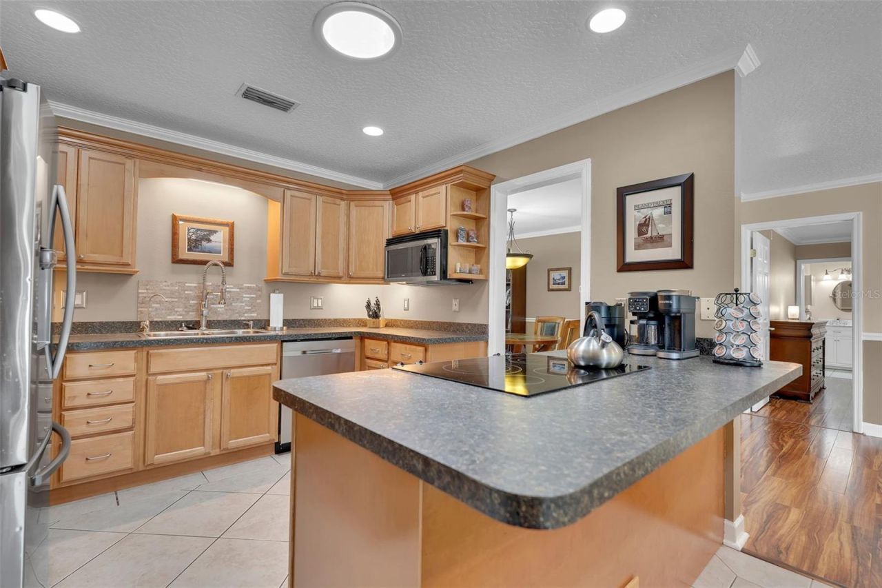 5210 36th Avenue Circle W, Bradenton, FL 34209 Photo