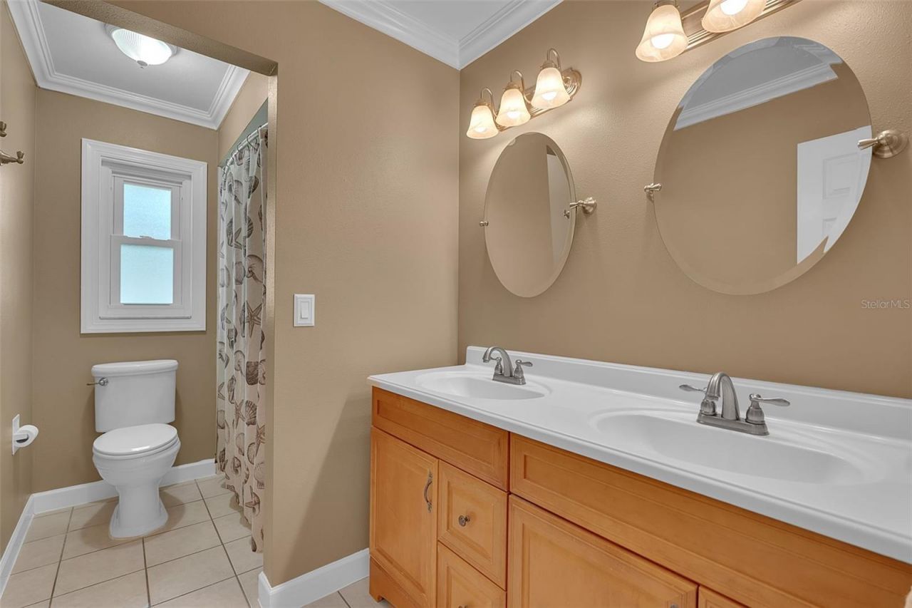 5210 36th Avenue Circle W, Bradenton, FL 34209 Photo
