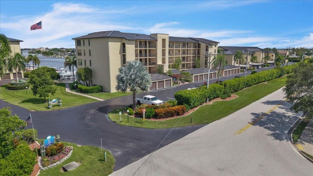 4719 SE 17th Place , Unit 105, Cape Coral, FL 33904 Photo