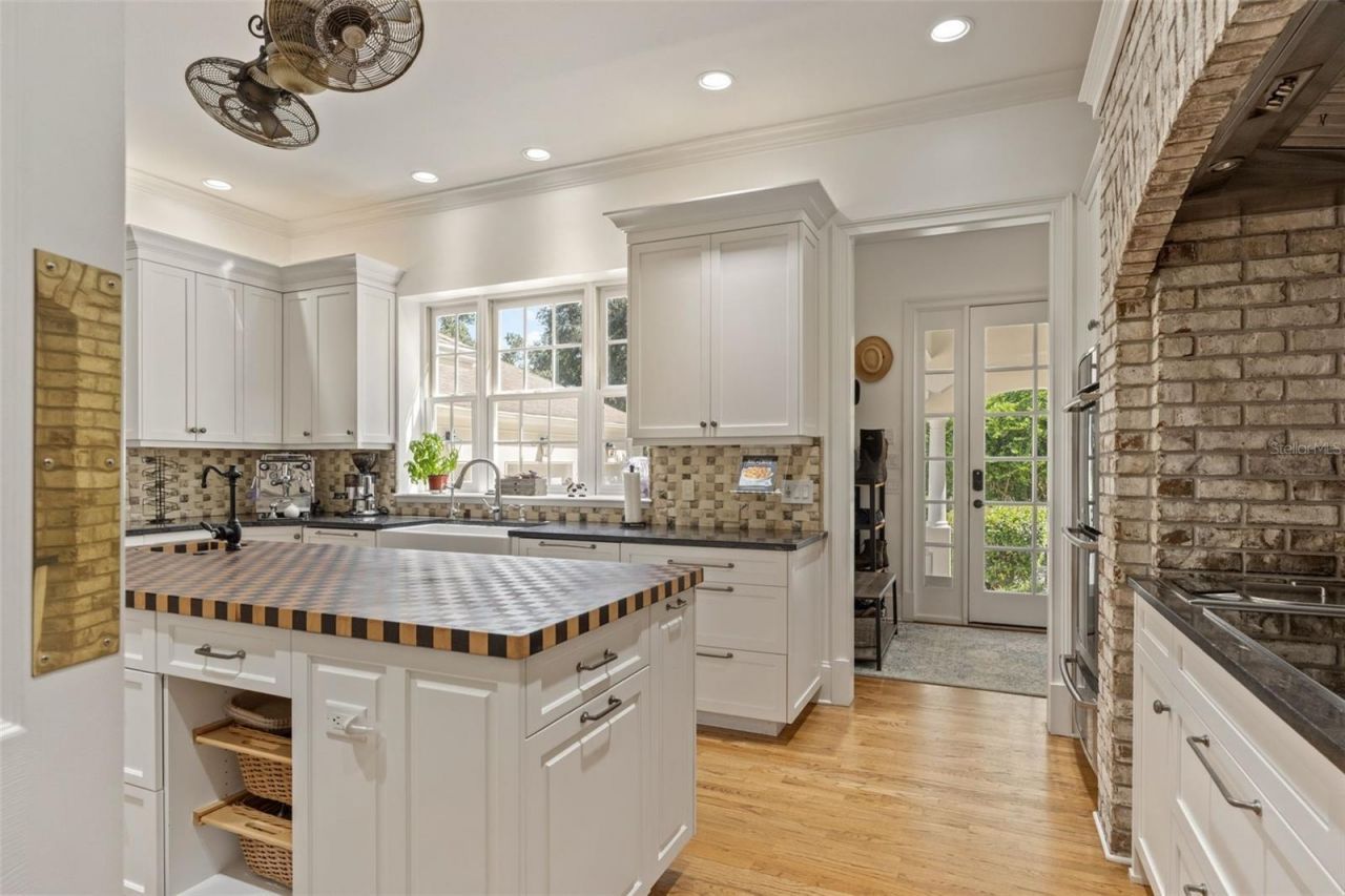 21411 Brookes Run Road, Brooksville, FL 34604 Photo