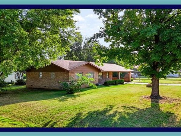 130 W Gist Avenue, Roff, OK 74820