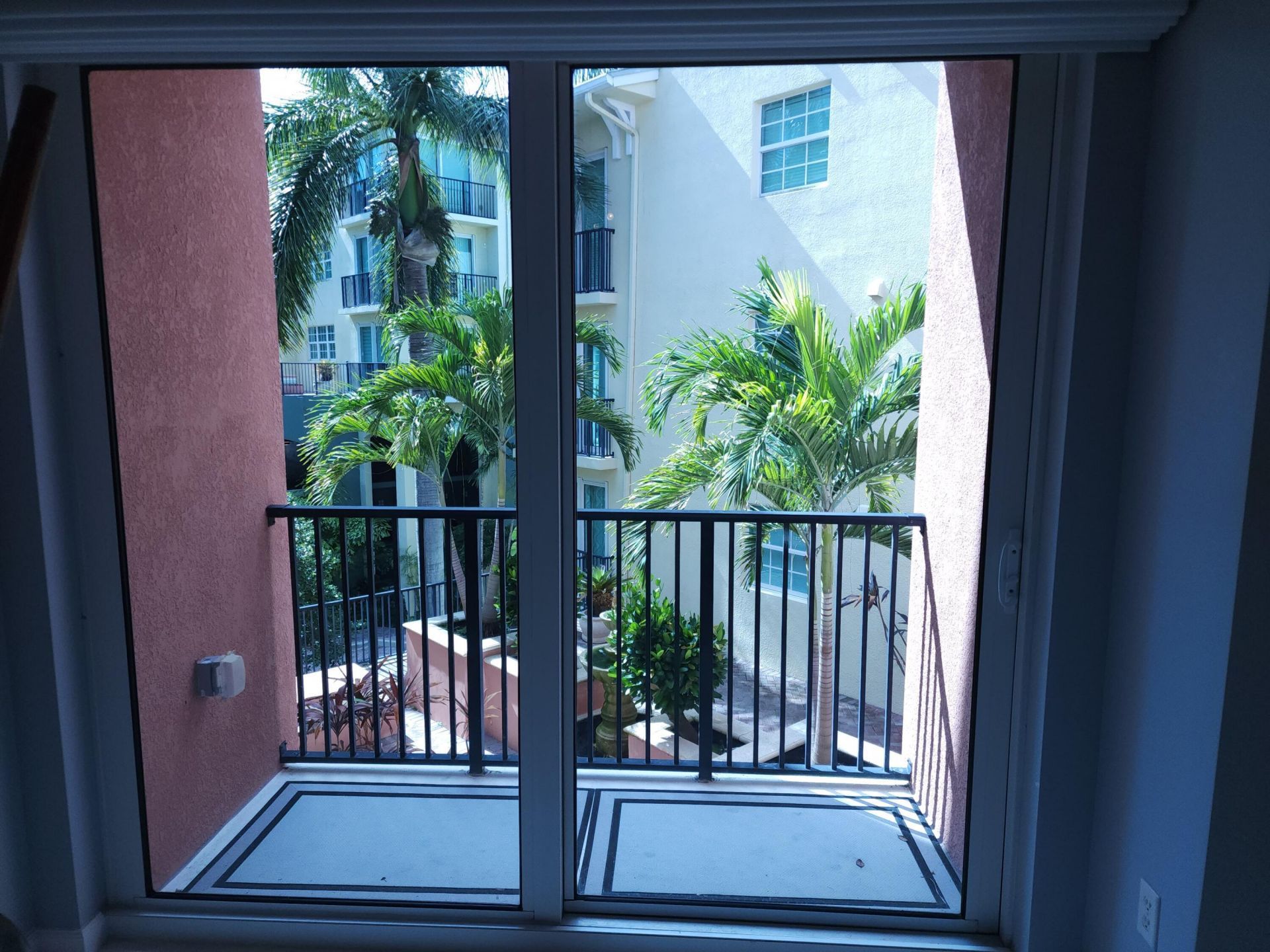 225 NE 1st Street, Unit 303, Delray Beach, FL 33444 Photo