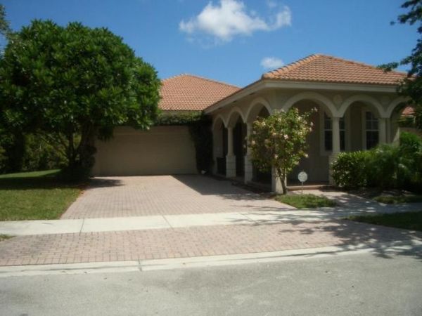 186 VIA CATALUNHA, Jupiter, FL 33458
