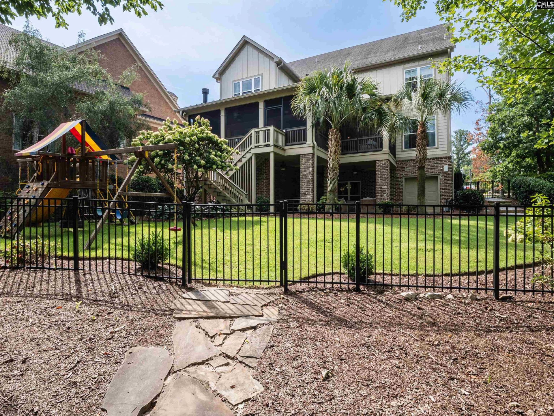 589 Windmere Drive  Photo 38