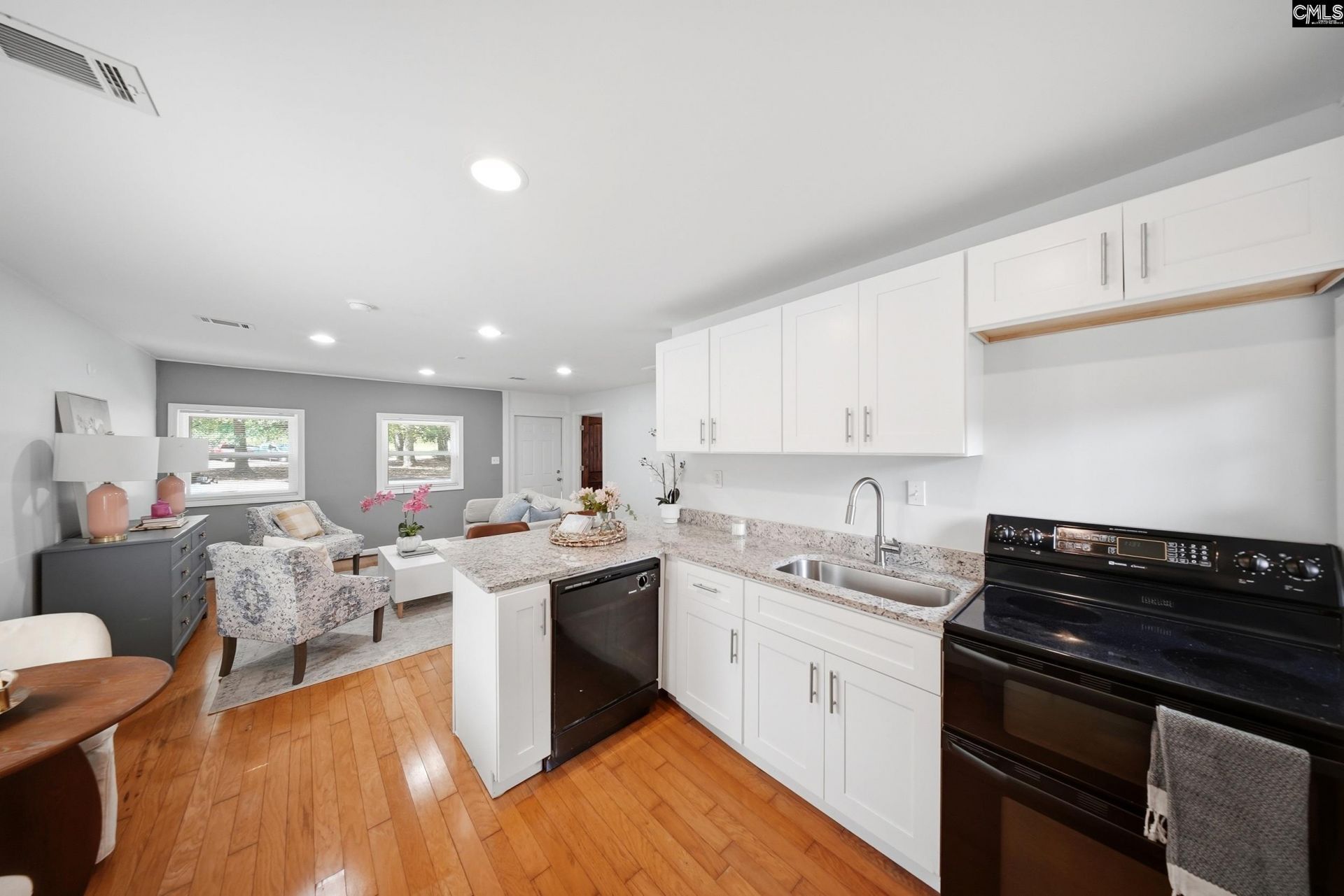 1706 Westminster Drive  Photo 8