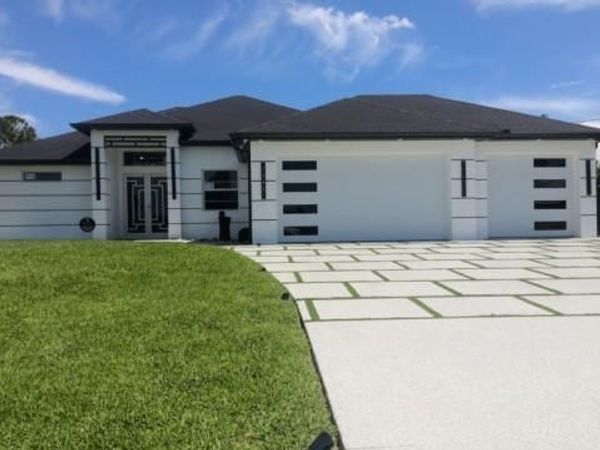 1002 Wagner AVE , LEHIGH ACRES, FL 33972