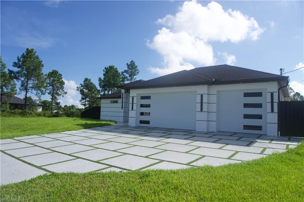 1002 Wagner Ave, Lehigh Acres, FL 33972 Photo