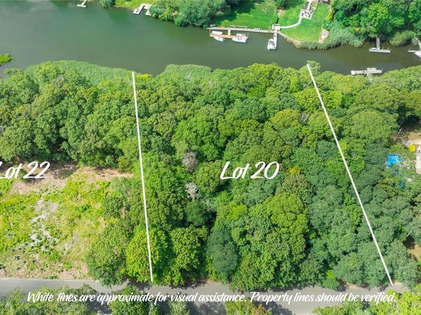 20 Inlet View Path , East Moriches, NY 11940