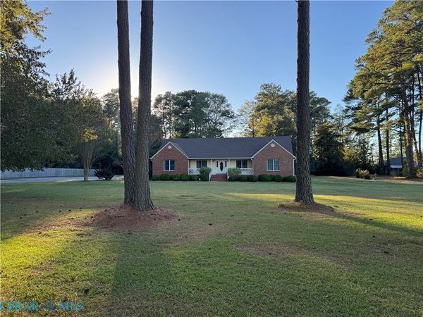 471 Hookemfair Road, Cobbs Creek, VA 23035