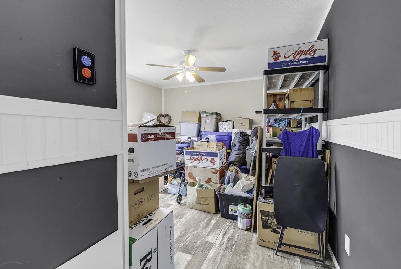 227 Air Stream Dr. Photo 12