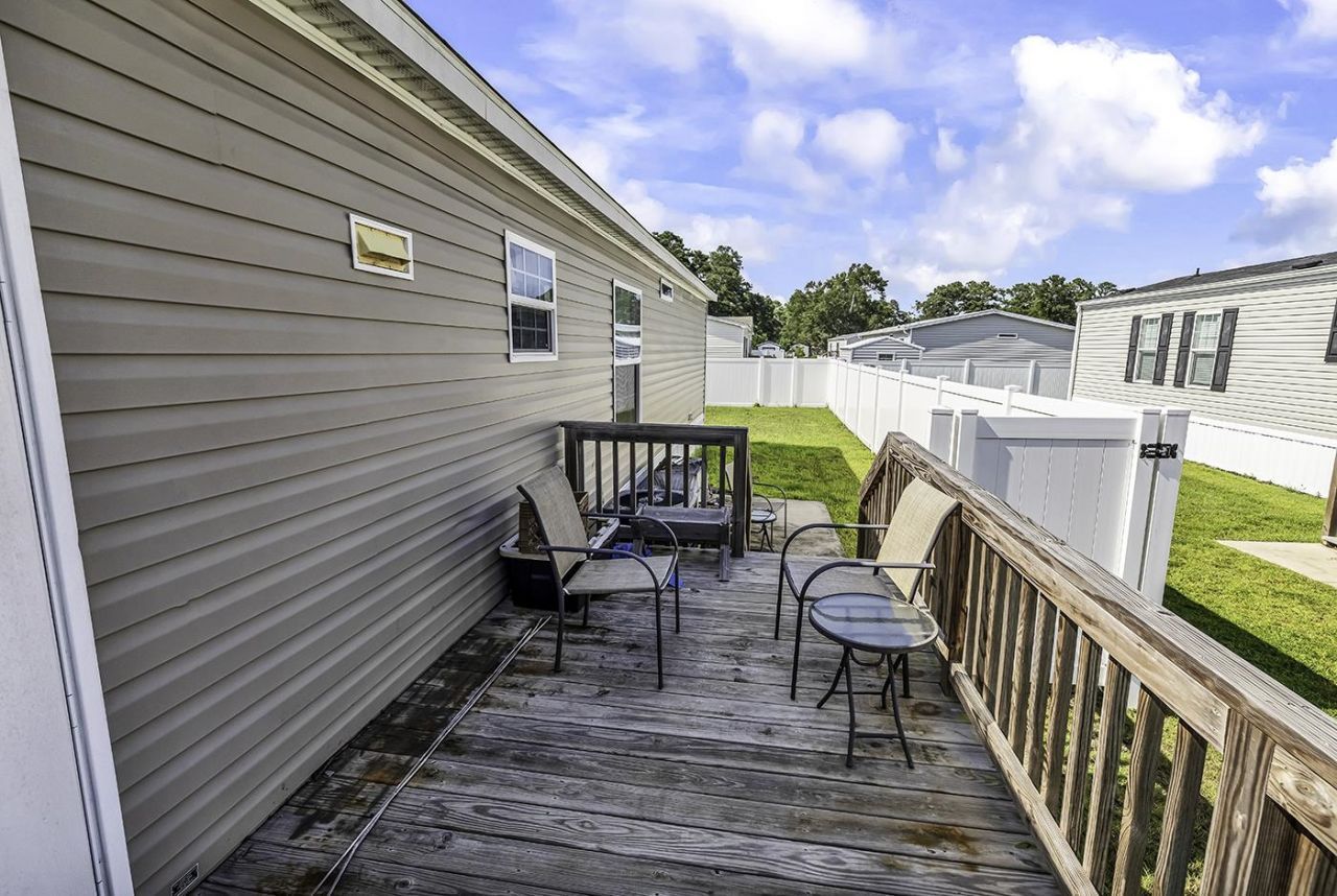 227 Air Stream Dr. Photo 22