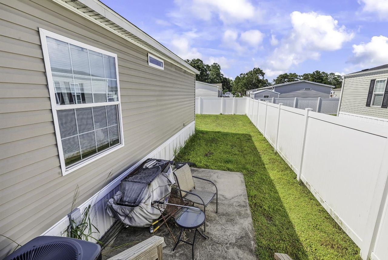 227 Air Stream Dr. Photo 23