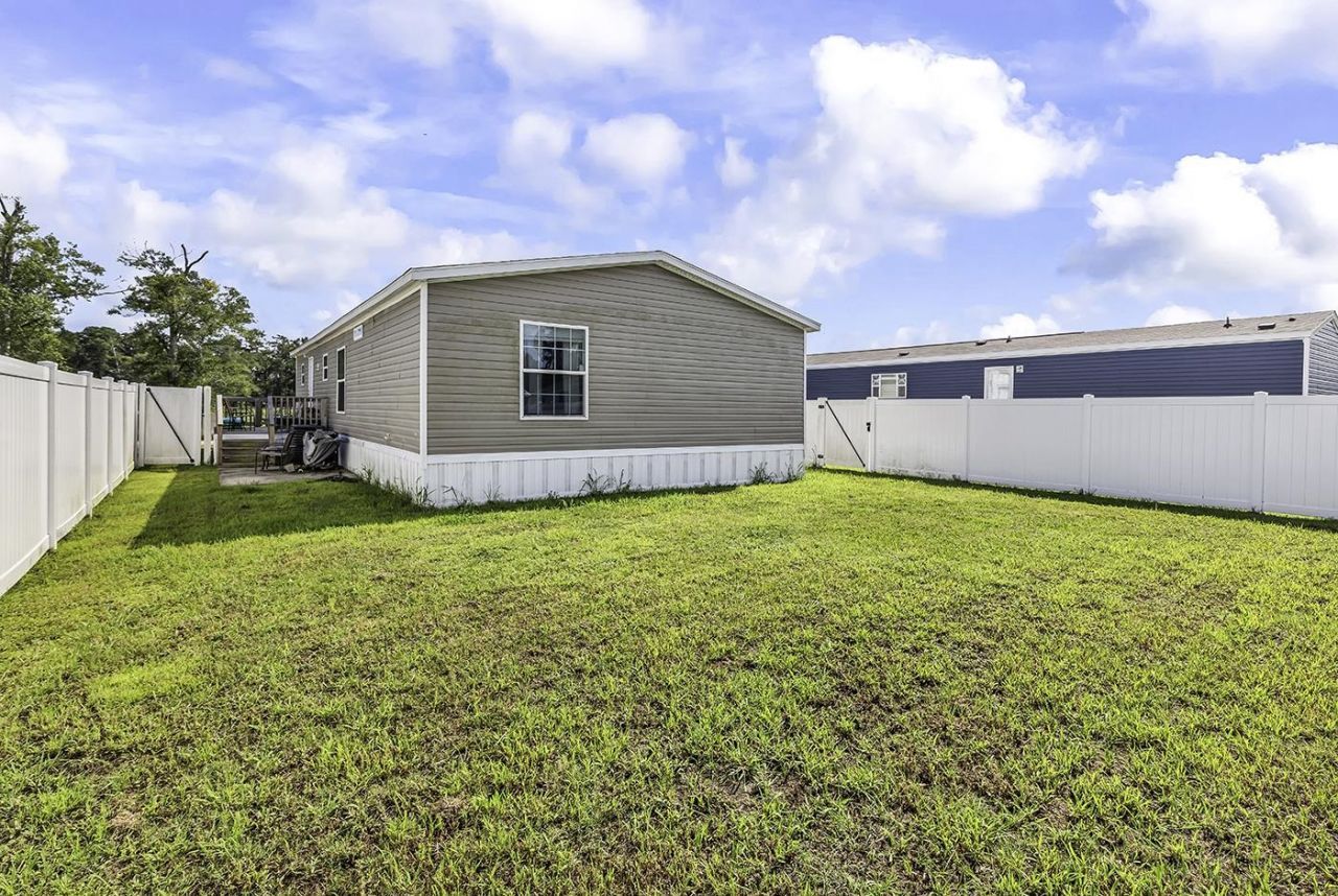 227 Air Stream Dr. Photo 25