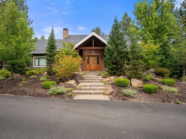 14880 Chickaree Lane, Sisters, OR 97759