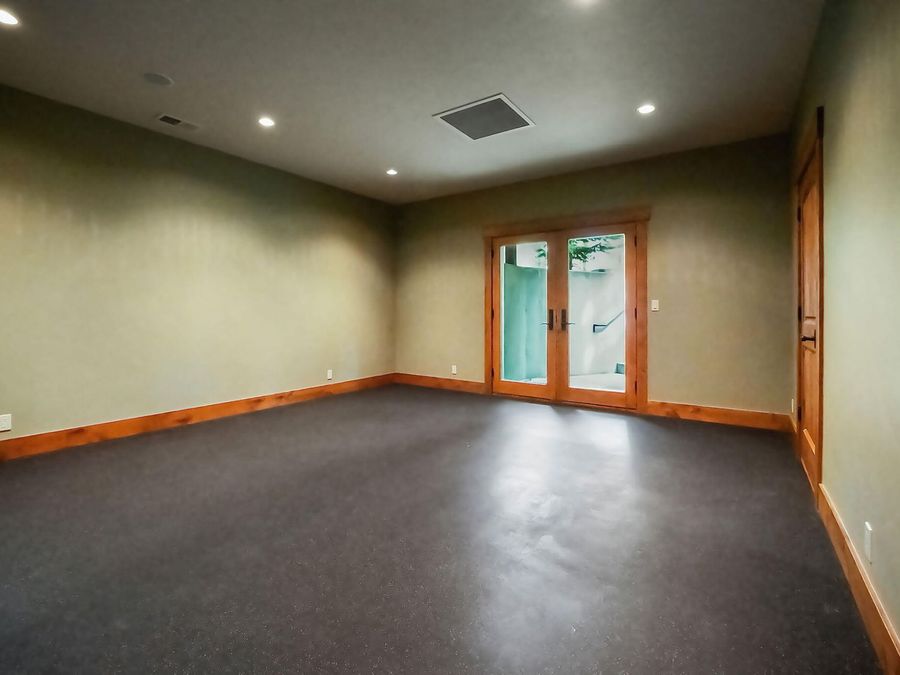 Property Image 104