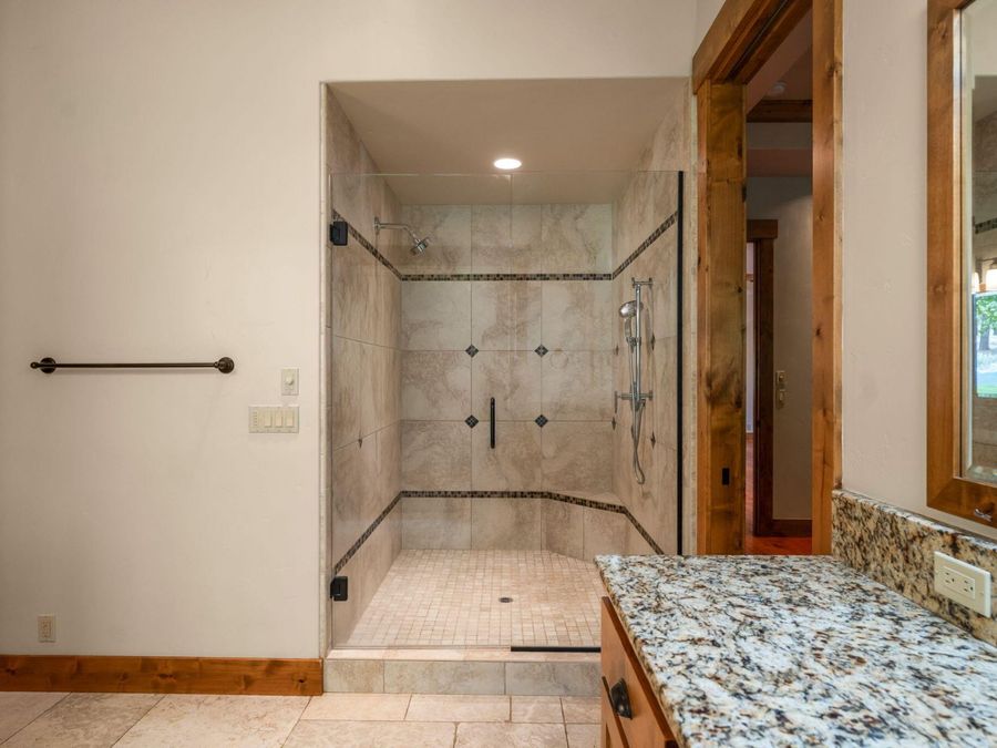 Property Image 78