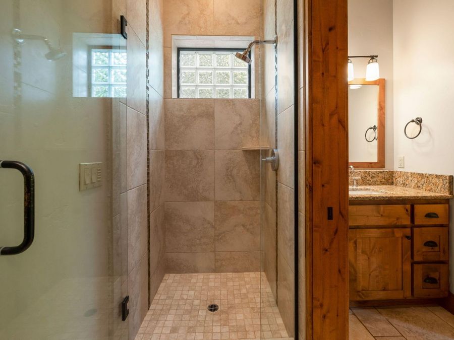 Property Image 86