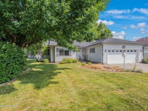 1015 W Fairview DR , Hayden, ID 83835