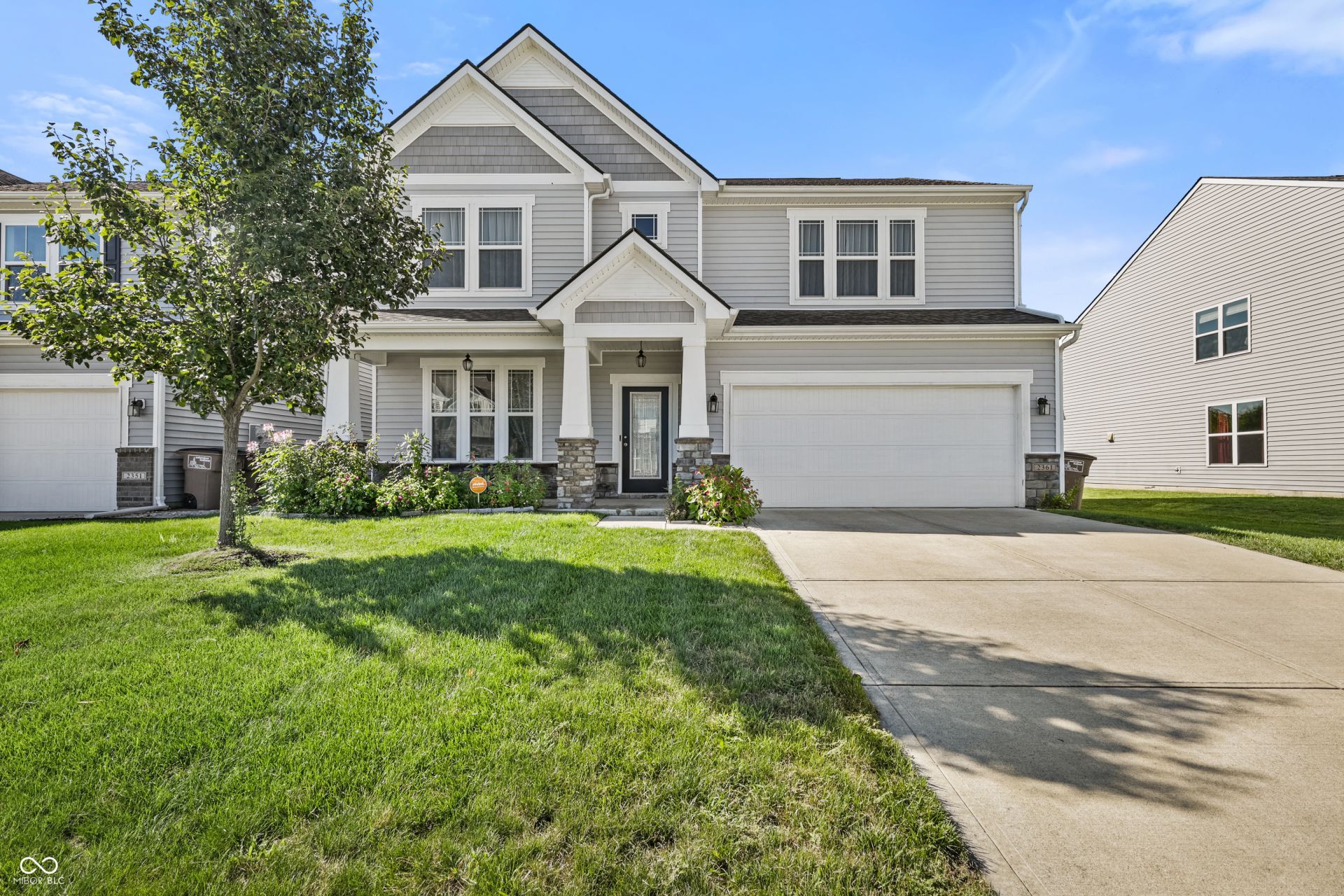 2361 Creek Bank Drive, Columbus, IN 47201 Main Photo