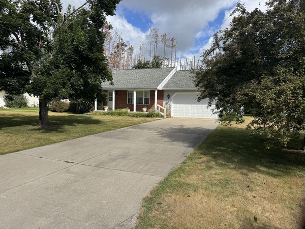 905 Schreur Street, Gaylord, MI 49735