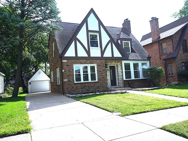 2315 W 112th Street , Chicago, IL 60643