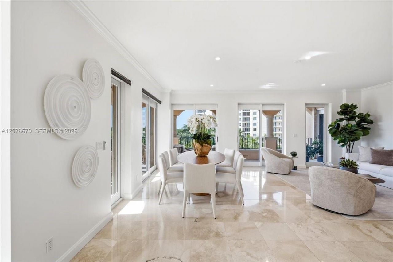 13633 Deering Bay Dr , Unit 256, Coral Gables, FL 33158 Photo