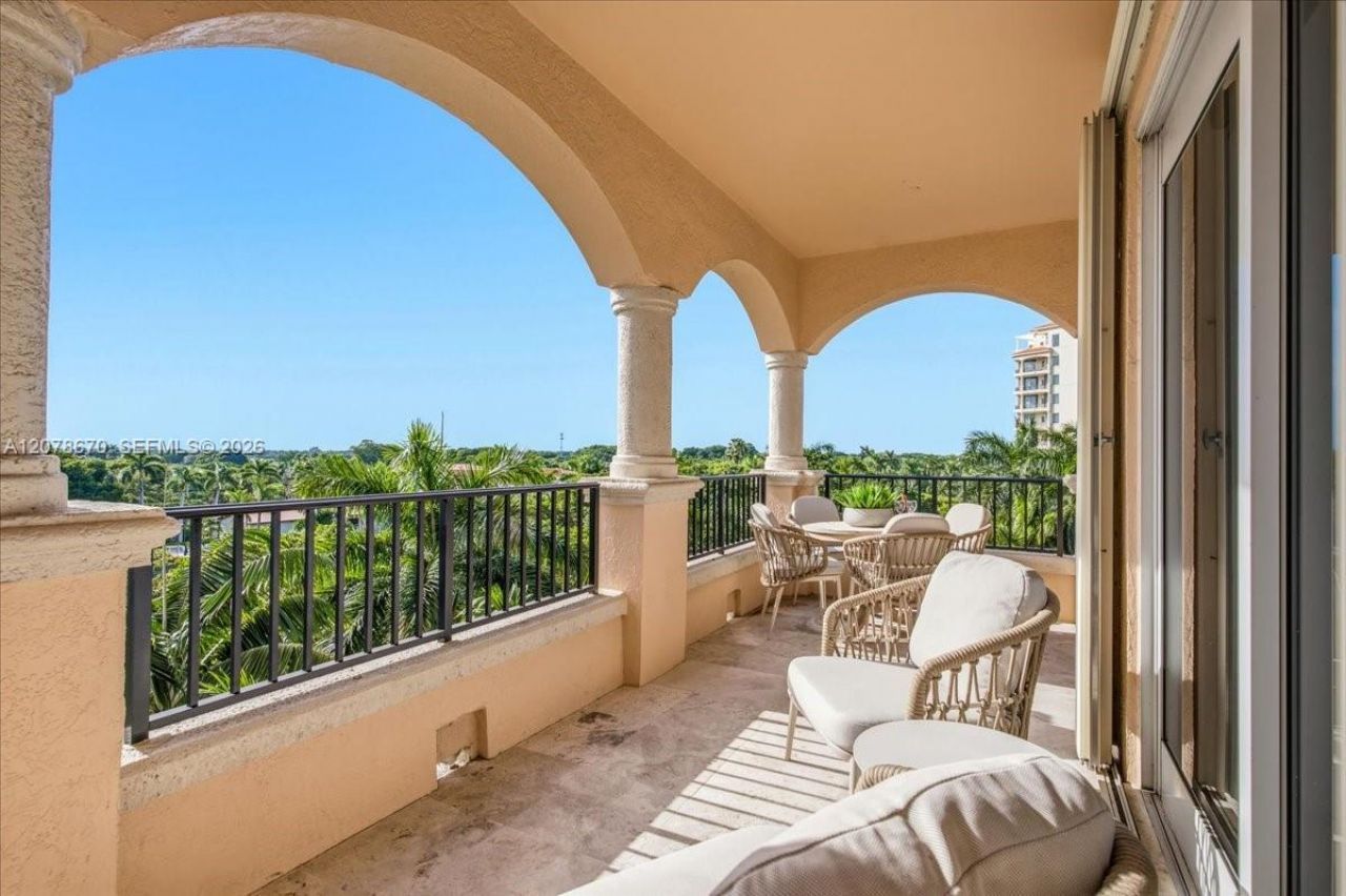 13633 Deering Bay Dr , Unit 256, Coral Gables, FL 33158 Photo