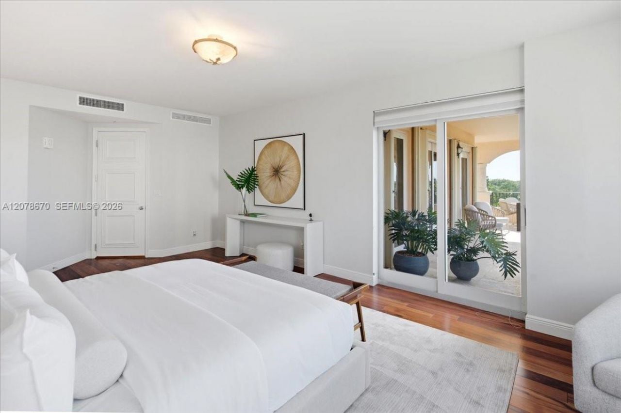 13633 Deering Bay Dr , Unit 256, Coral Gables, FL 33158 Photo